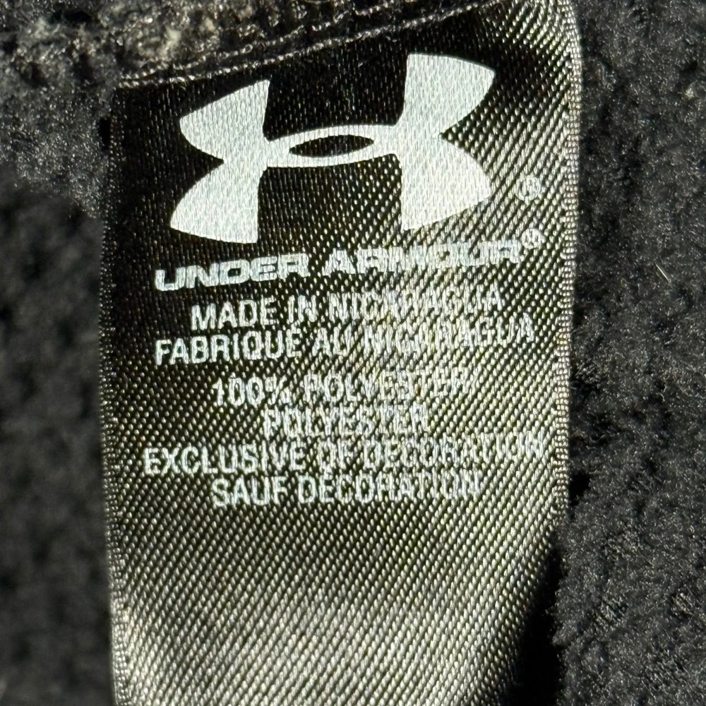 Under Armour Mens Hoodie Small Black Textured‎ Fleece Pullover 1232723 Loose Fit